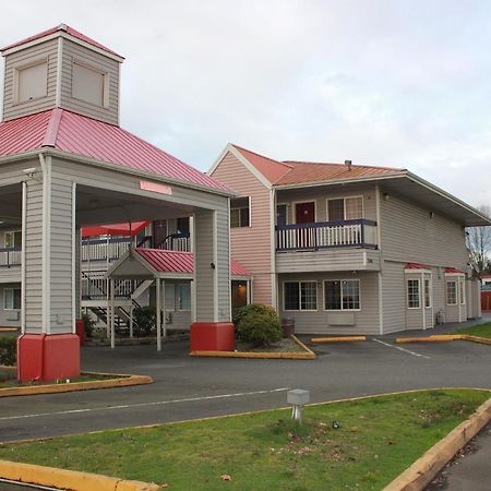 Port Of Tacoma Inn Fife Exterior photo